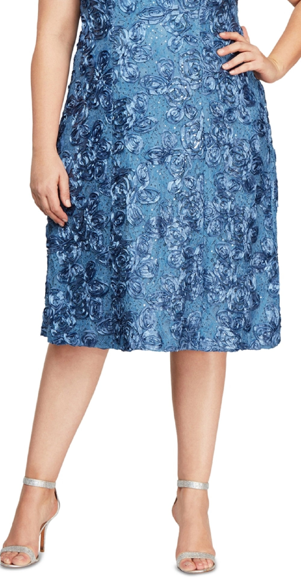Vestido feminino Alex Evenings com renda, lantejoulas, costas em V, floral, manga curta, decote redondo, azul, tamanho pequeno