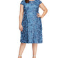 Vestido feminino Alex Evenings com renda, lantejoulas, costas em V, floral, manga curta, decote redondo, azul, tamanho pequeno