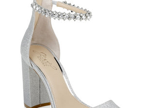 Sandália de noite feminina Badgley Mischka Jewel Louise preta, tamanho 8