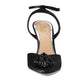 Bomba feminina Jewel Badgley Mischka Gaby com tira no tornozelo e cristais, preta, tamanho 8 M