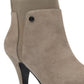 Botas femininas Bandolino Bari com palmilha acolchoada e bico fino, marrom, tamanho 5,5 M