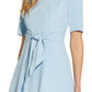 Vestido feminino Adrianna Papell com manga curta e amarração frontal, azul, tamanho 6