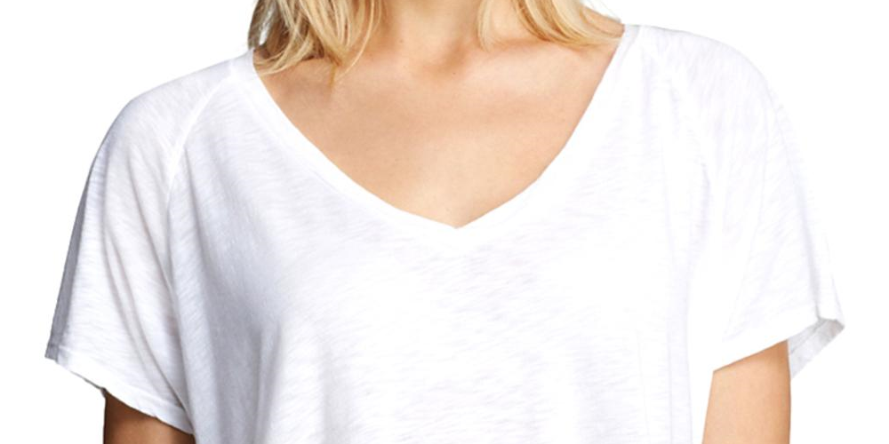 Camiseta feminina Velvet by Graham &amp; Spencer com fenda lateral, branca, tamanho médio