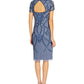 Vestido tubinho com recorte nas costas e contas, azul, tamanho 2, da Adrianna Papell