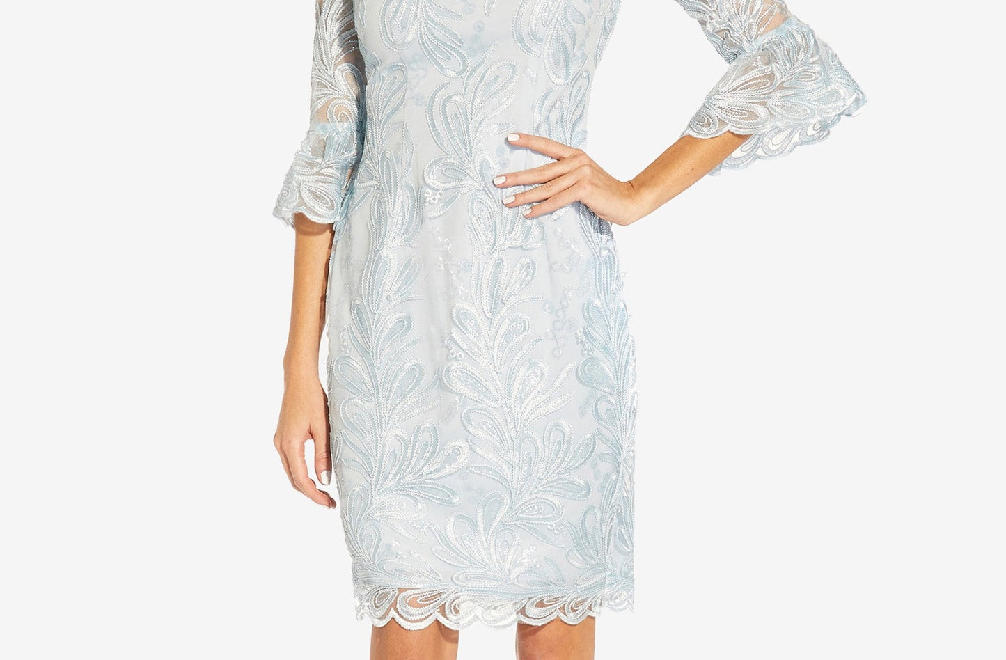 Vestido feminino Adrianna Papell com manga sino e detalhes em azul, tamanho 14