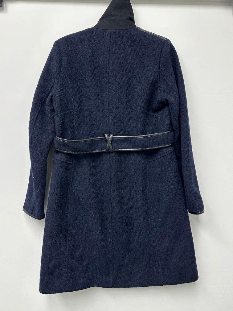 Casaco Guss Feminino Assimétrico com Zíper Azul Tamanho Médio