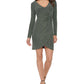 Vestido feminino GUESS com decote em V e bolinhas metálicas, torcido, verde, tamanho 8