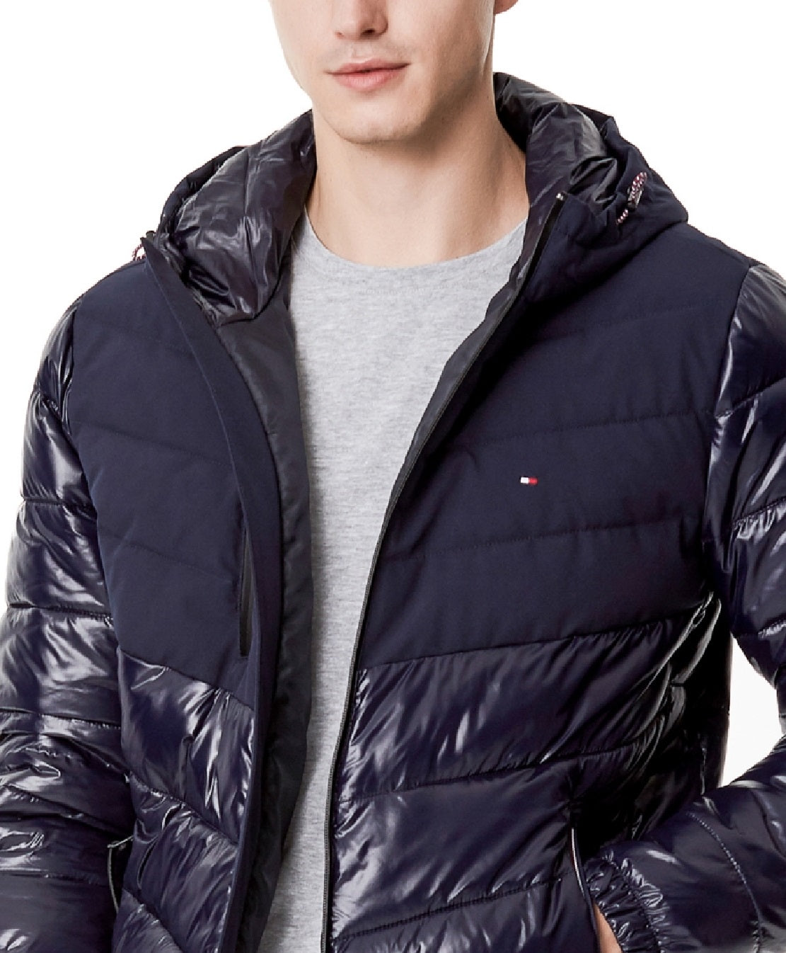 Jaqueta acolchoada com capuz Tommy Hilfiger Chevron Colorblock masculina, azul, tamanho pequeno