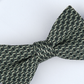 Conjunto de gravata borboleta geométrica pré-amarrada e lenço de bolso liso Alfani masculino, tamanho regular, verde