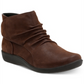 Clarks Sillian Sway Bota de Couro com Bico Redondo Feminina Marrom Tamanho 8 M