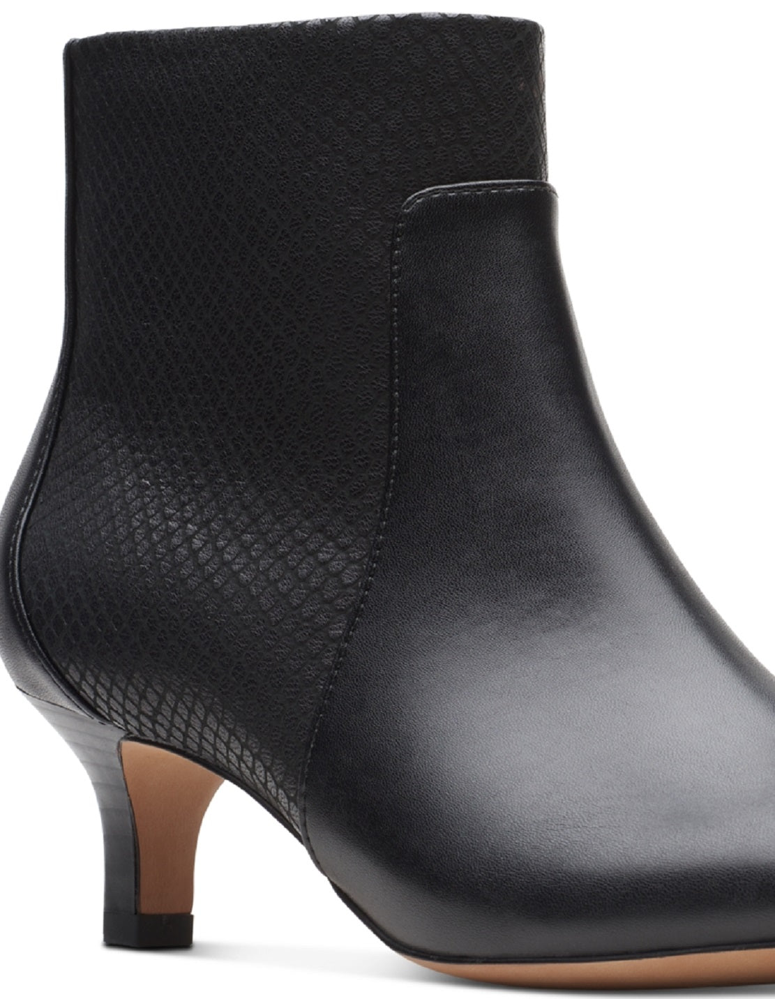 Botas femininas Clarks Shondrah pretas, tamanho 7,5 M