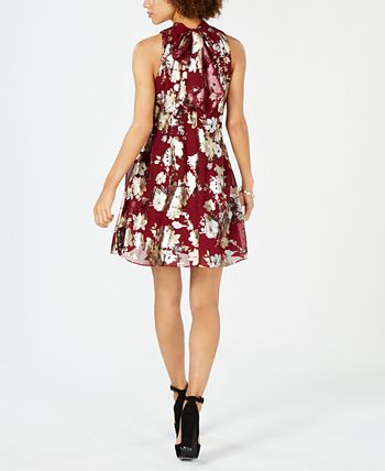 Vestido feminino Robbie Bee com estampa floral metálica e gola alta, tamanho 12, vermelho, pequeno