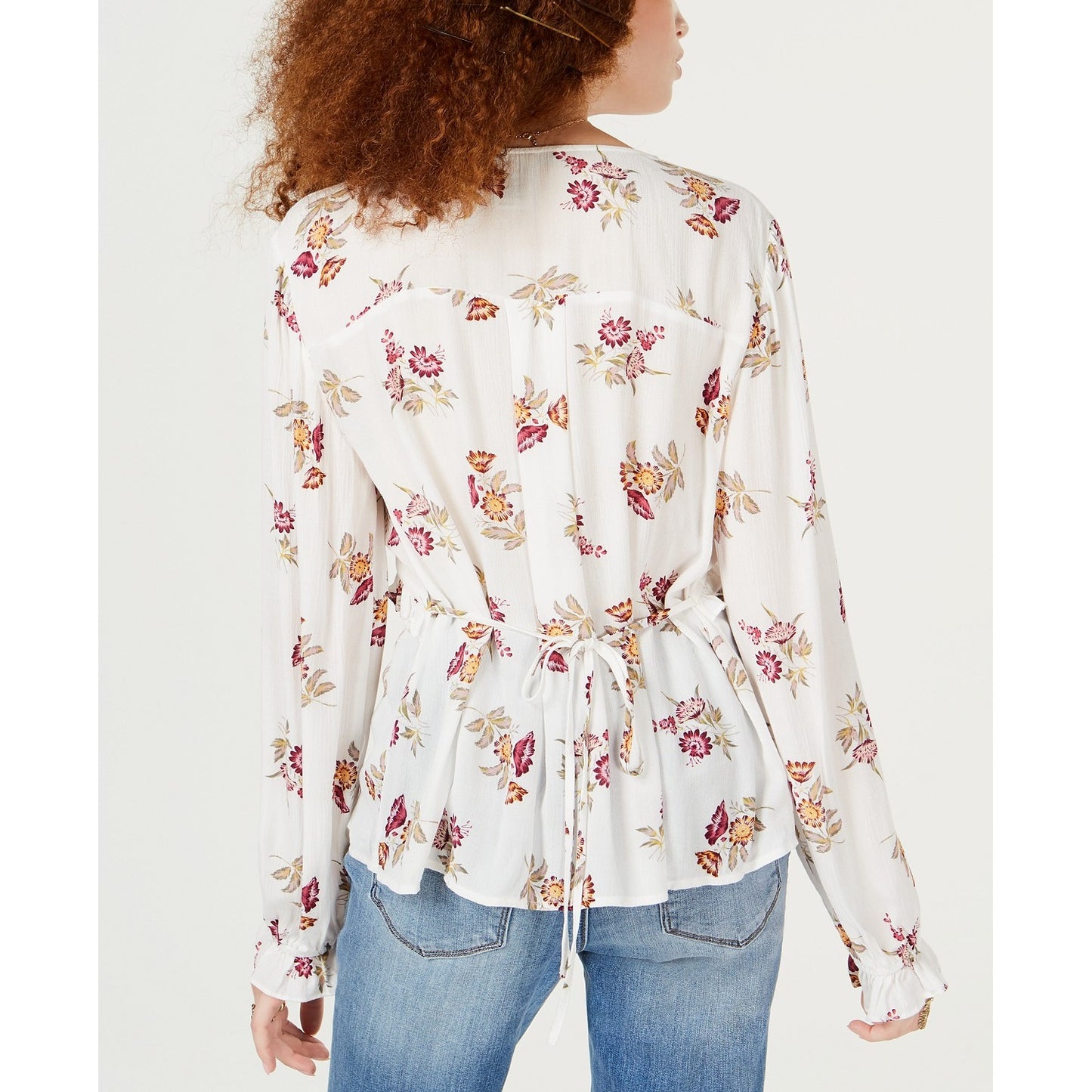 Blusa com babados e estampa floral American Rag Junior, branca, tamanho X-S