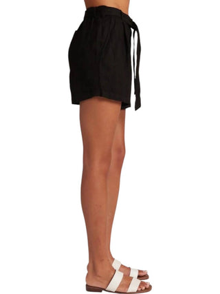 Bella Dahl - Short feminino com cinto e pregas frontais