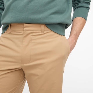 J.Crew - Shorts Tech de 9 polegadas