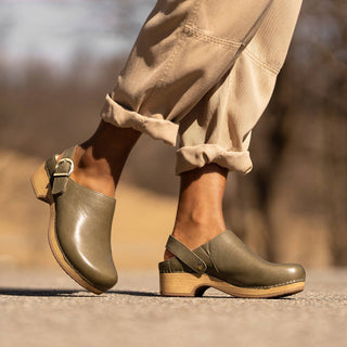 Dansko - Mule de bezerro Baylor feminino