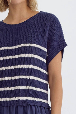 Entro - Vestido listrado em camadas