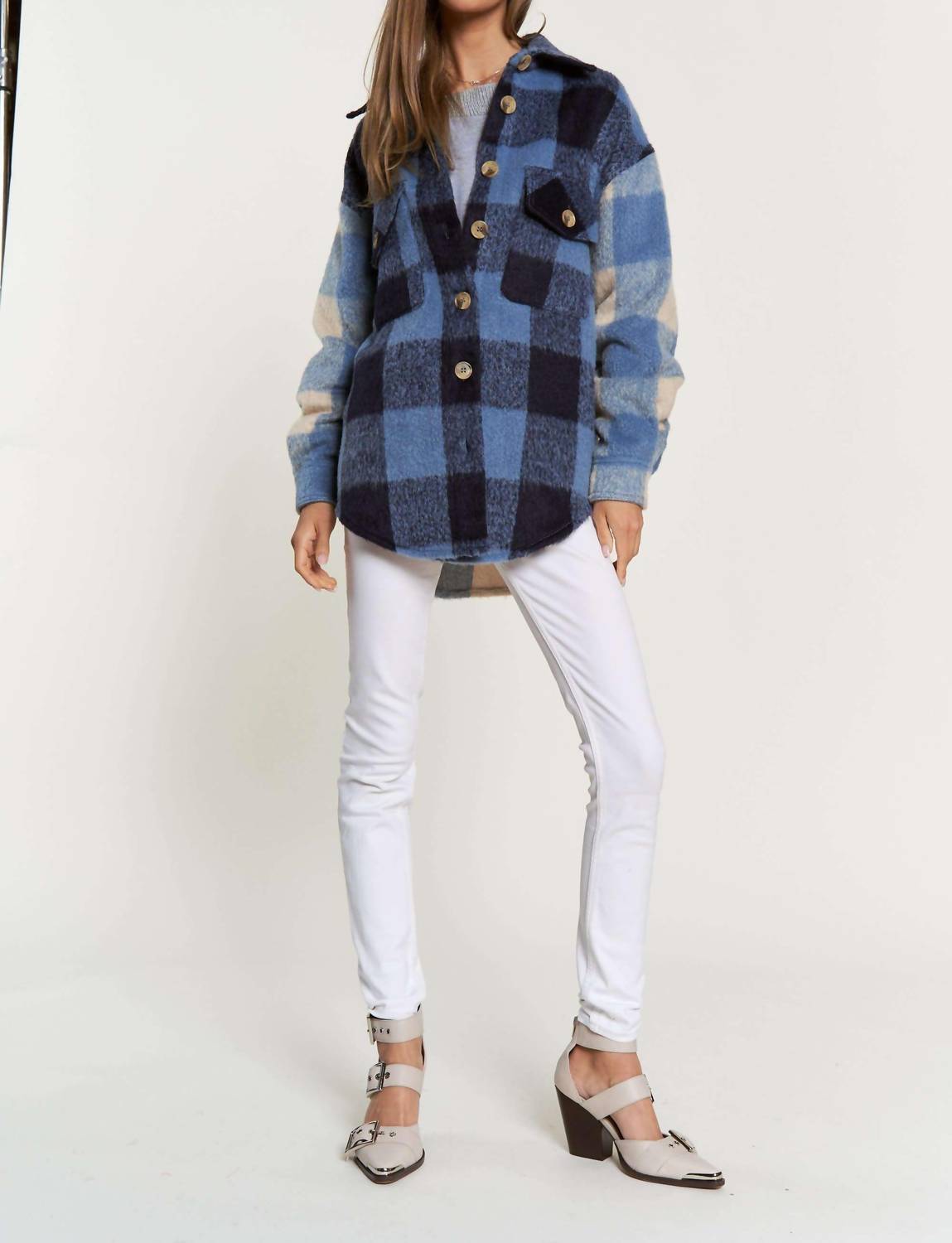 Davi & Dani - Plaid Chest Pocket Detail Shacket