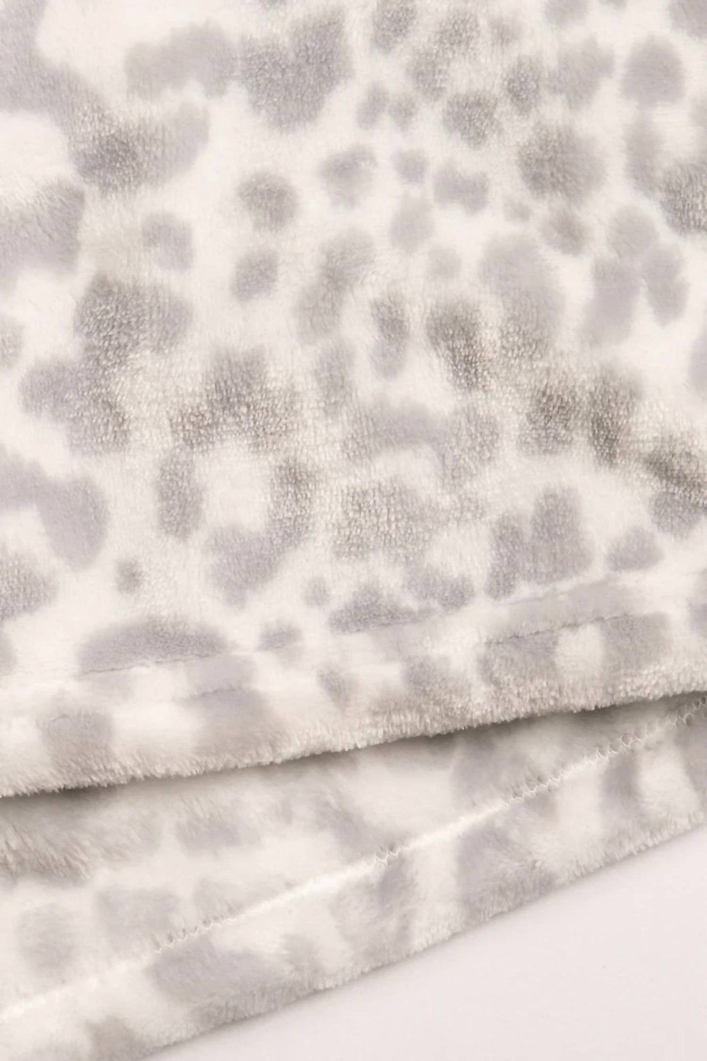 Pj Salvage - Leopard Print Plush Robe