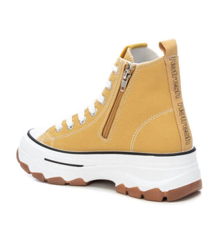 Xti - Botas femininas de cano curto com detalhes em lona
