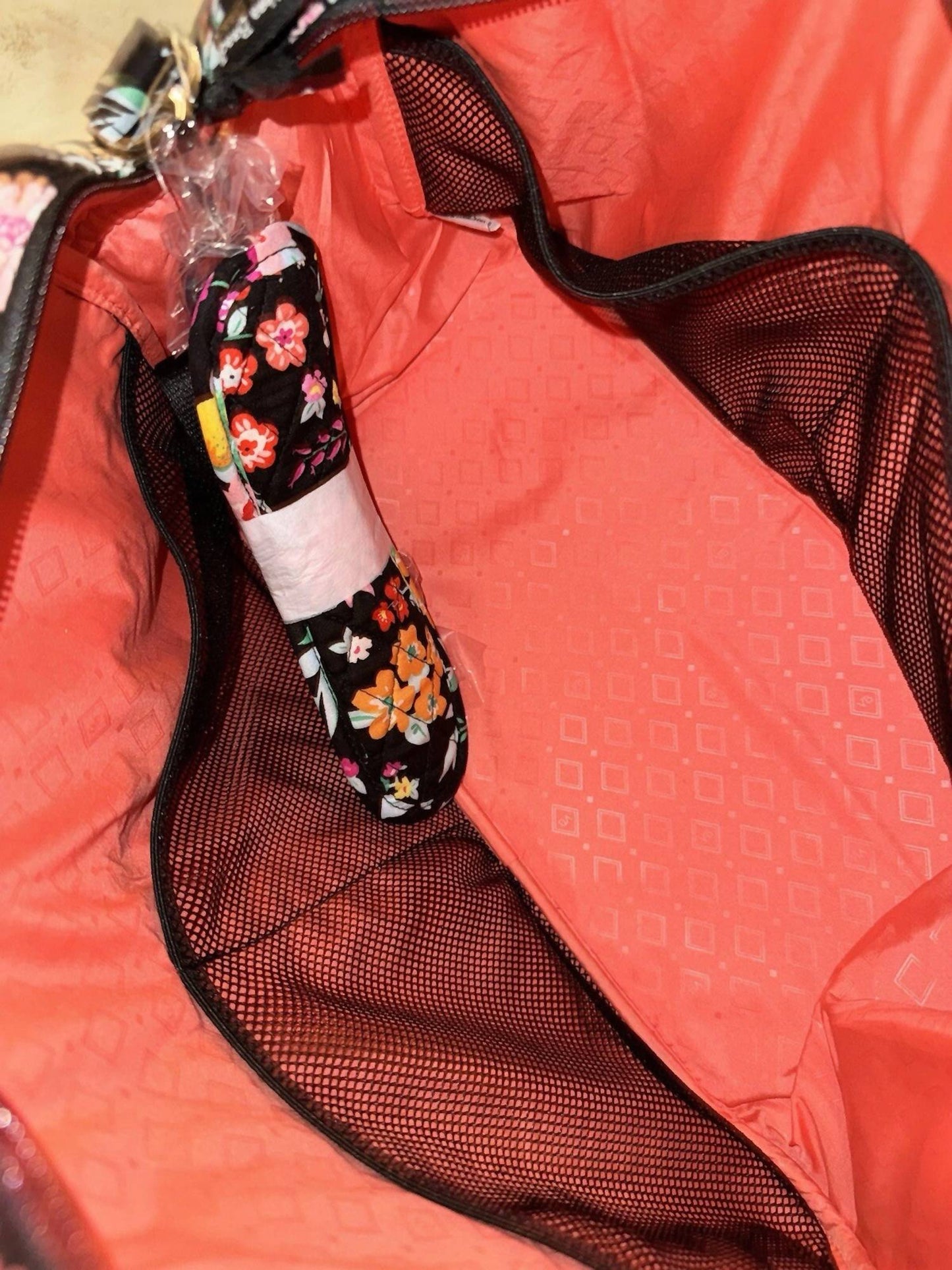 Vera Bradley - Women's Medium Duffle Bag