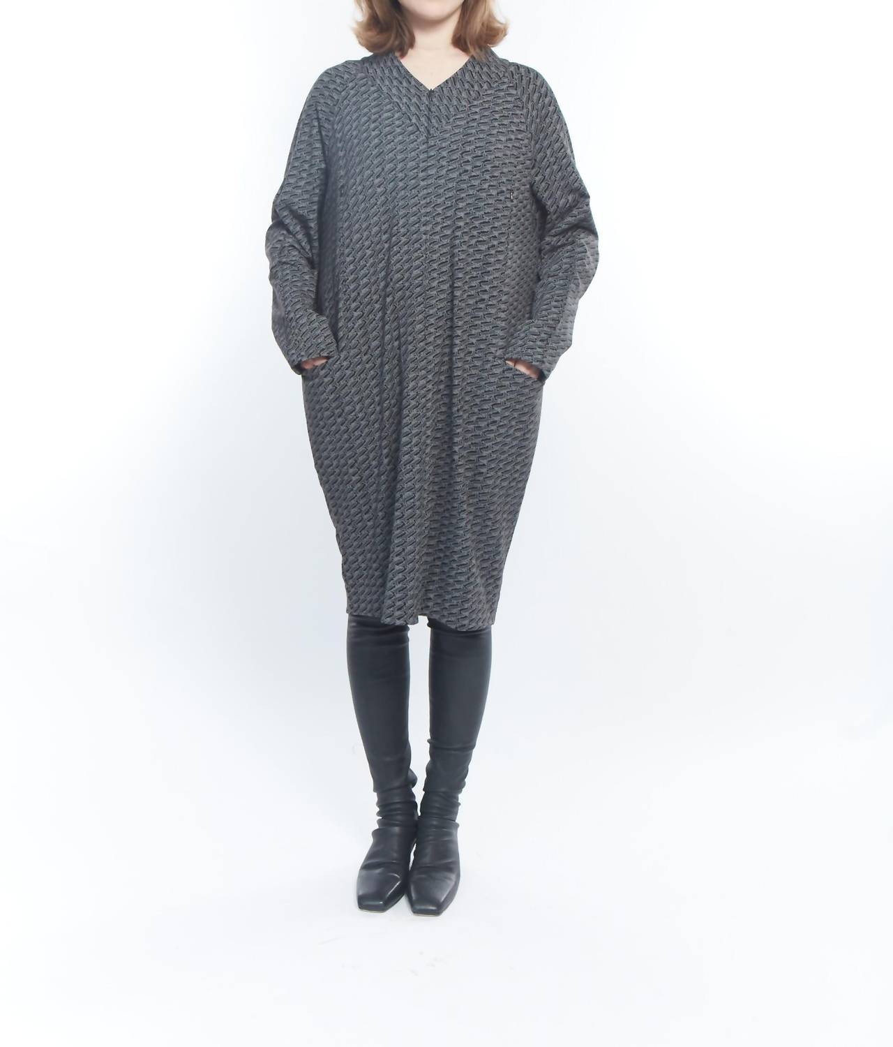 Matthildur - Alabaster V-neck Dress