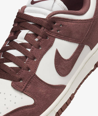 Nike - Tênis Dunk Low Feminino