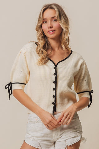 Cardigan com botões e amarração contrastante BiBi