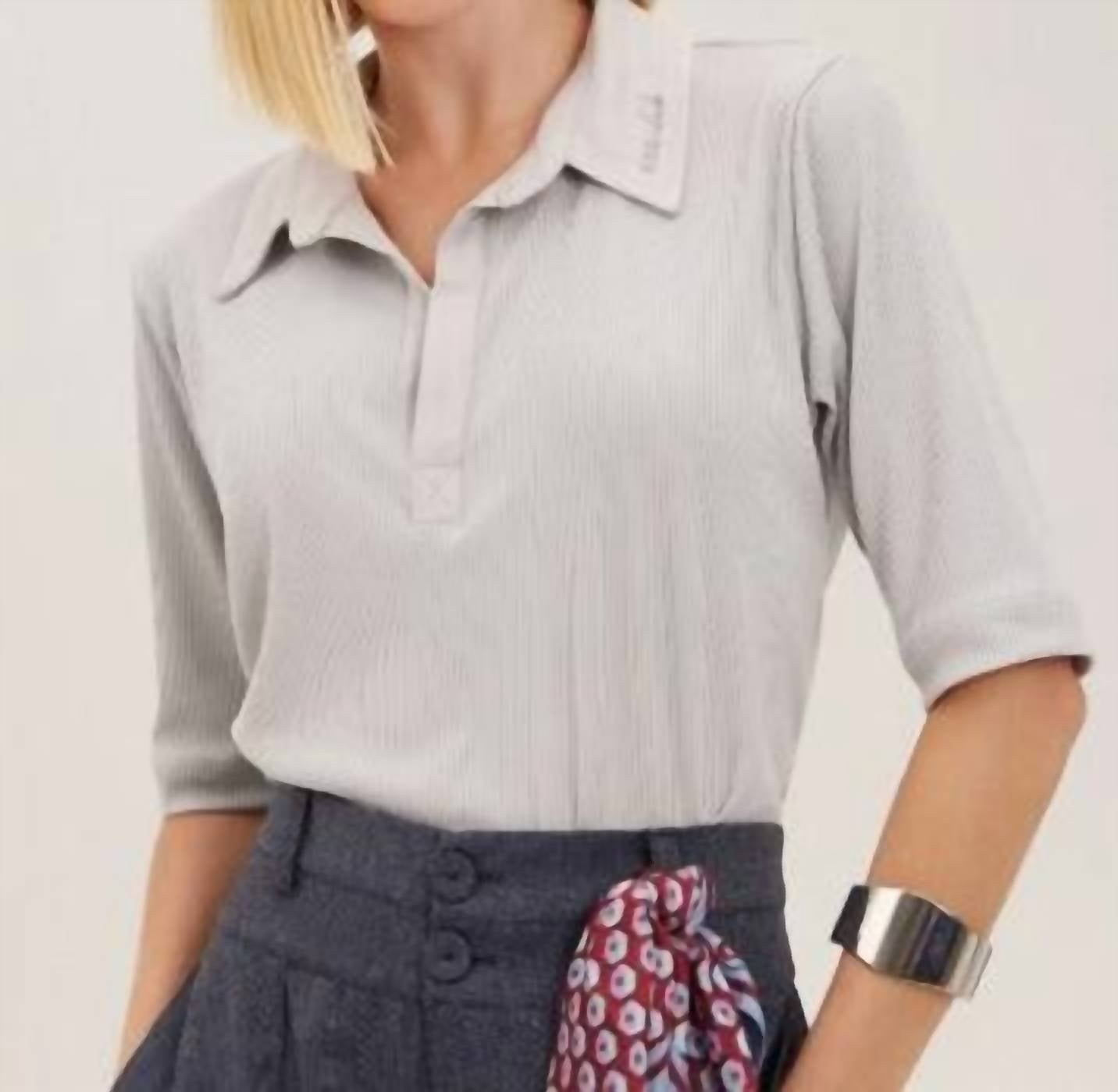 Raizz - Zilda Ribbed Collar Sport Blouse