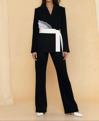 Akalia - Roset Blazer With Belt