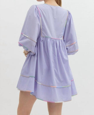 Entro - Vestido bufante com decote em V e fenda