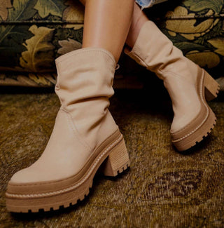 Pessoas Livres - Bota Mel Slouch