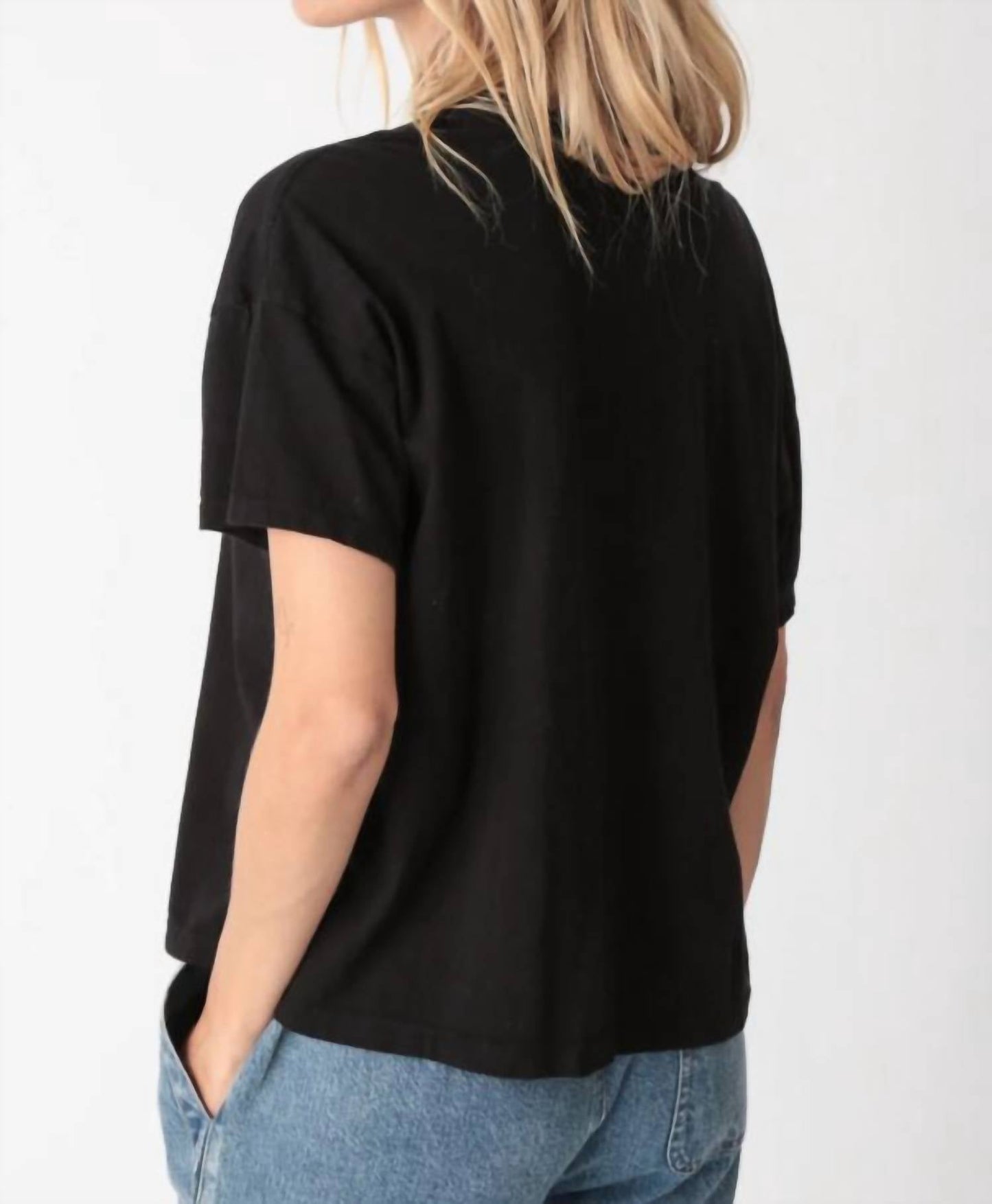 Electric & Rose - Chase Short Sleeves V-neck Tee