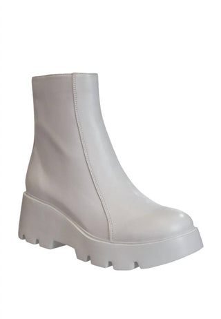 Naked Feet - Botas de cano curto femininas Xenus