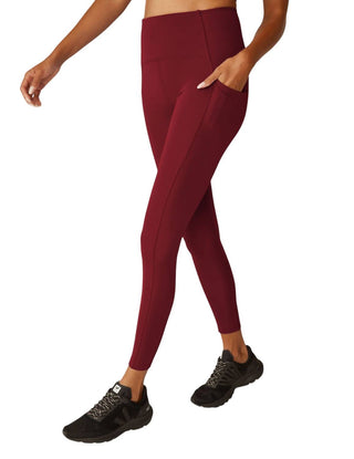 Além do Yoga - Legging Midi com Bolso Strive