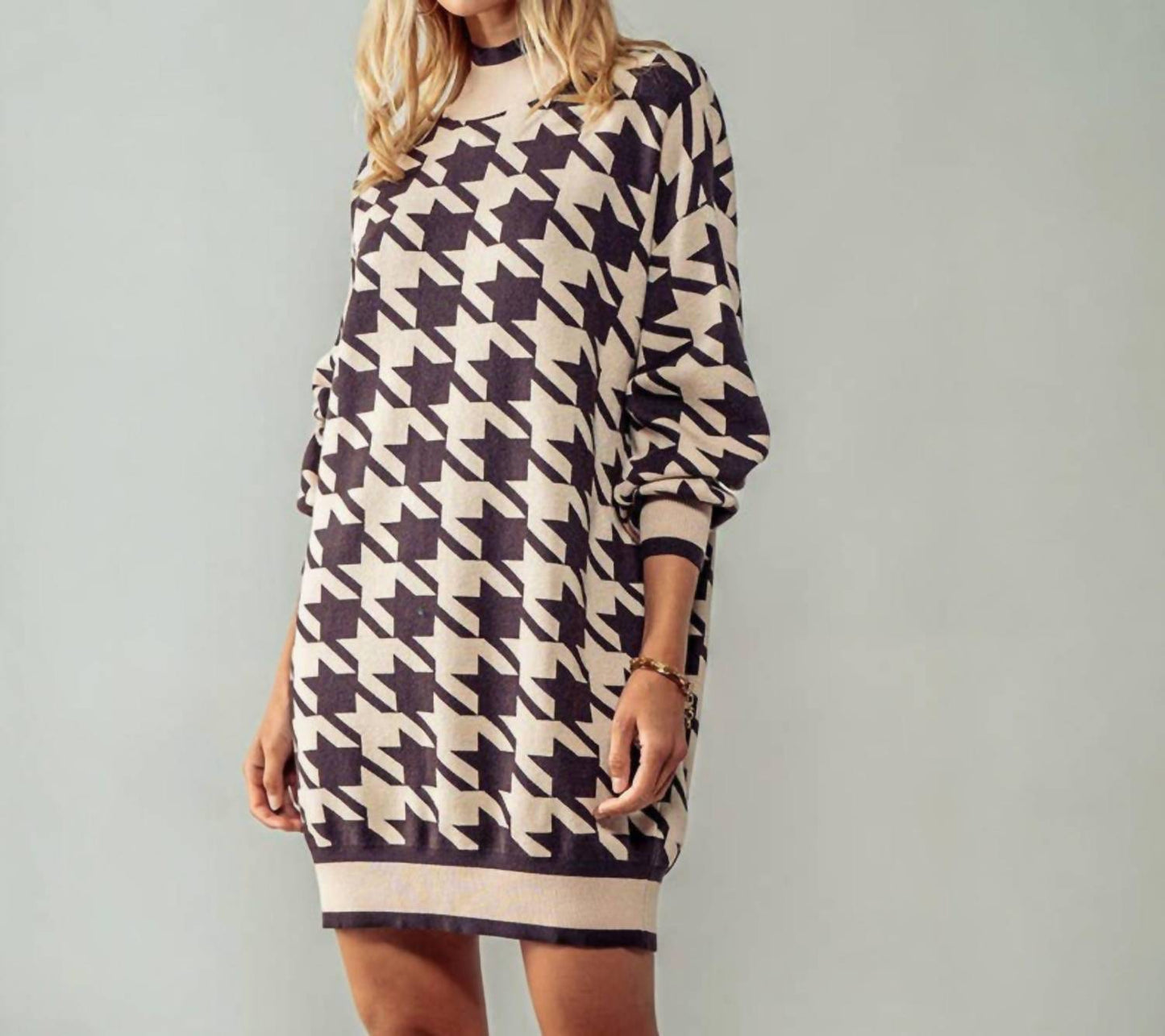 Urban Daizy - Hyde Park Mini Sweater Dress