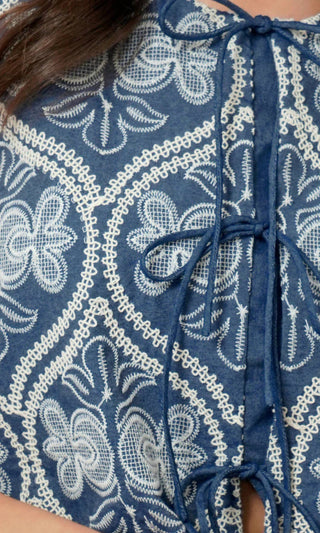 Blusa de alças finas com bordado frontal Greylin - Romy
