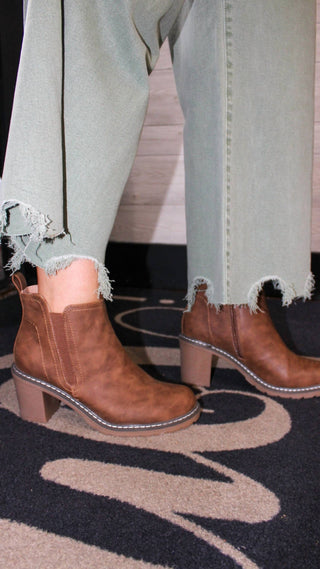 Calçados Corkys - Botas Brookie