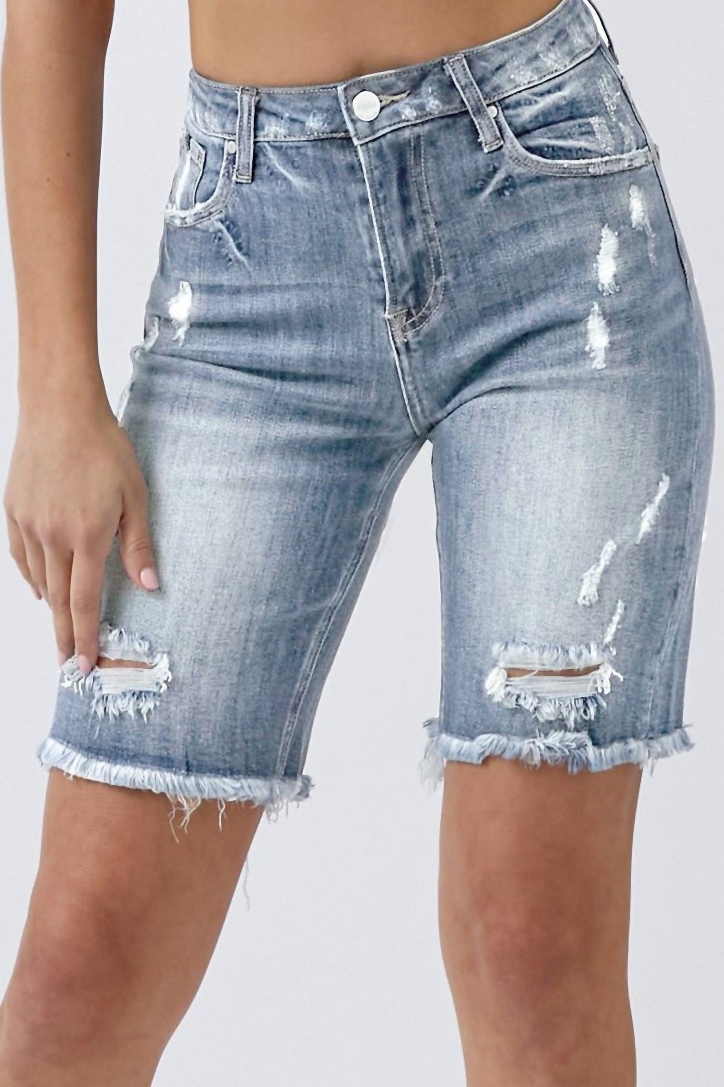 Risen - HIGH-RISE BERMUDA SHORTS