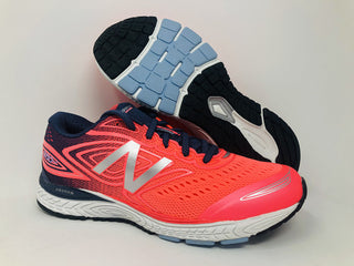 Tênis de corrida New Balance 880 V7 infantil, goiaba/índigo vintage, tamanho 6,5 M EUA