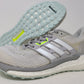 Tênis de corrida feminino Adidas Supernova cinza claro/branco/cinza mesclado tamanho 6 B(M) EUA
