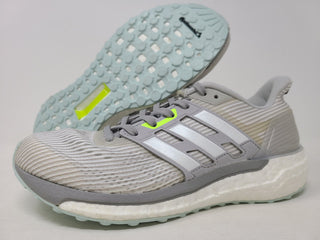 Tênis de corrida feminino Adidas Supernova cinza claro/branco/cinza mesclado tamanho 6 B(M) EUA