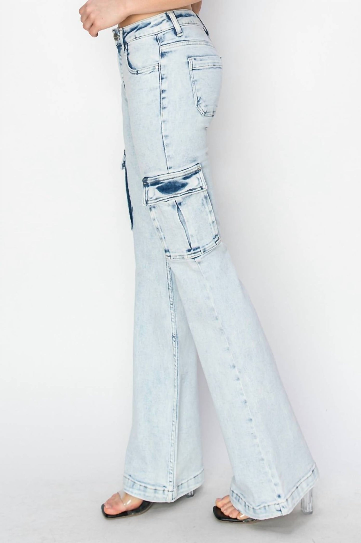 Risen - Mid Rise Cargo Jeans