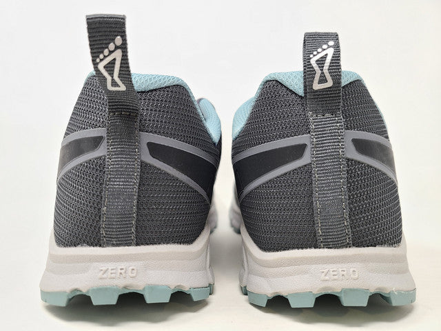 Tênis de corrida de trilha feminino Inov 8 Terraultra 260 cinza/azul tamanho 7 B(M) EUA