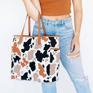Viv &amp; Lou - Bolsa tote feminina Hayden com estampa de vaca Herd That Cow