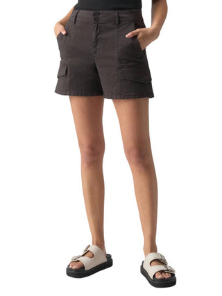 Santuário - REBEL SHORT