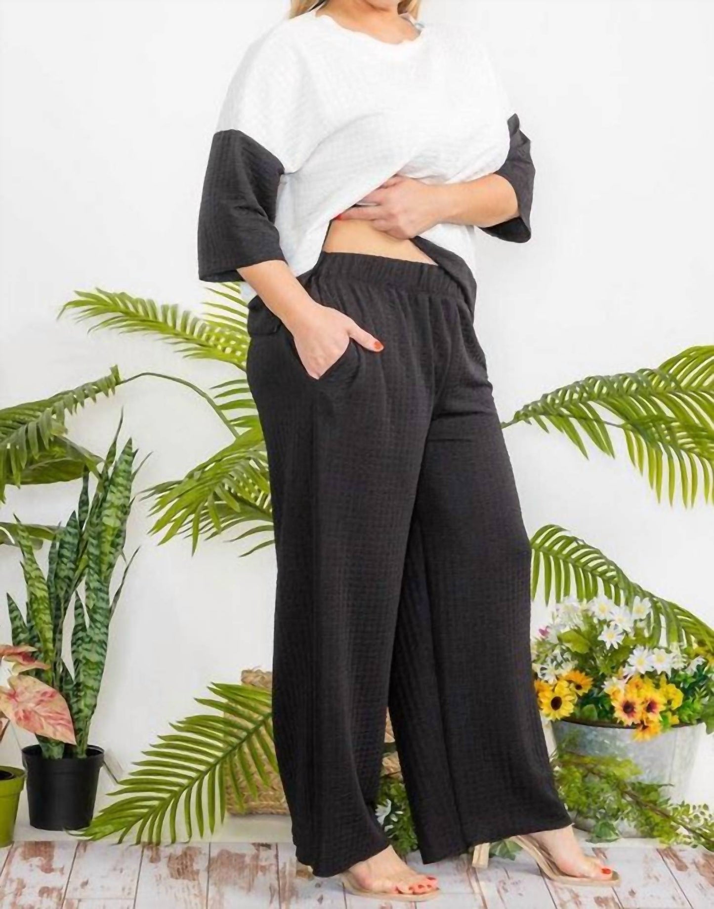 Karen T Design - Cozy Textured Two-piece Set
