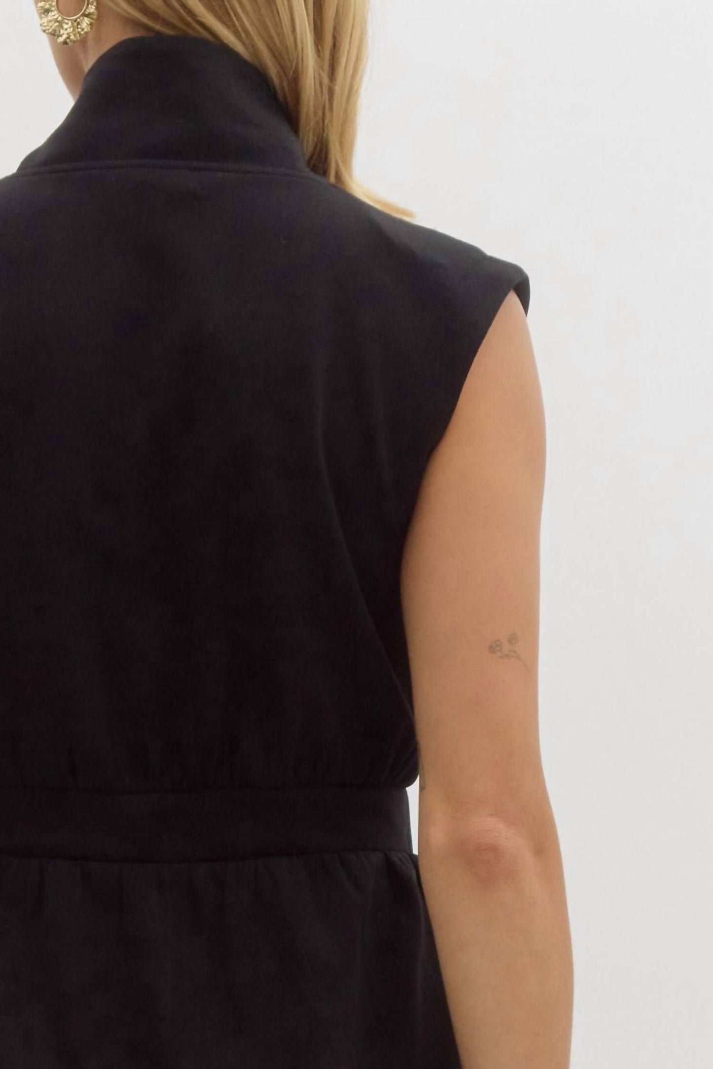 Entro - Sleeveless Zip Up Midi Dress