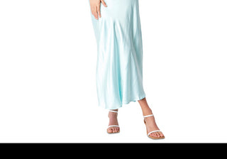 Vestido assimétrico feminino Bardot Astrid em preto, tamanho médio