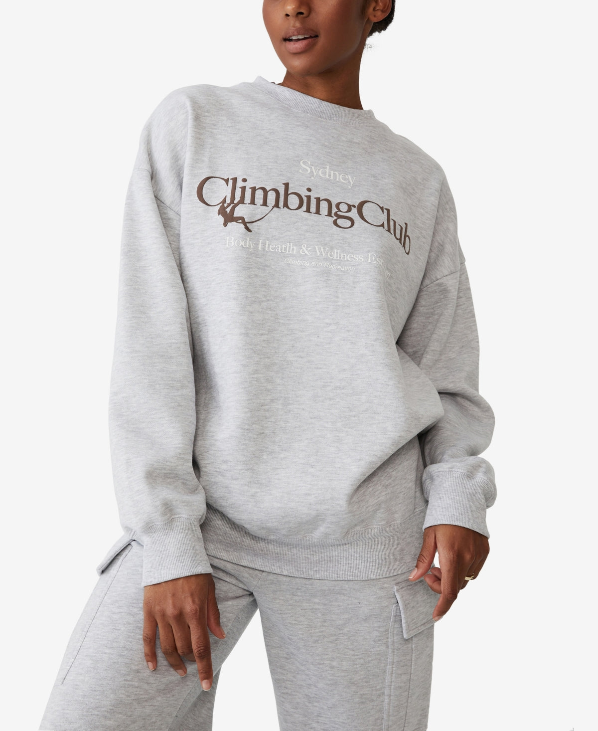 Suéter feminino estilo vida grande com gola redonda e estampa gráfica, tamanho médio, cinza, algodão on